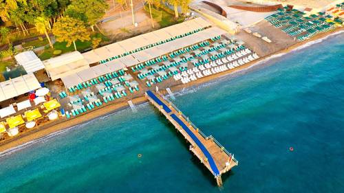 Crystal De Luxe Resort & Spa Hotel