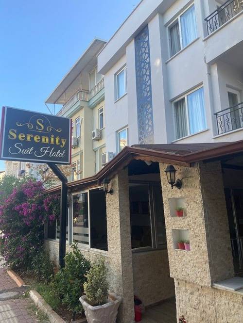 Serenity Suit Hotel