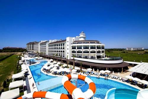 Port River Hotel & Spa