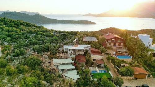 My Stone Inn  Adults Only +12