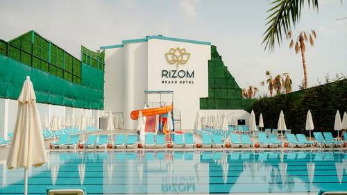 Rizom Beach Hotel