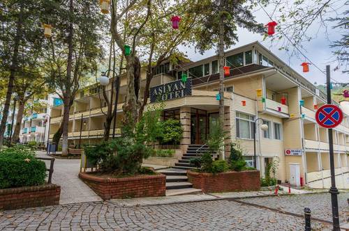 Oylat Kaplıcaları Aşiyan Otel
