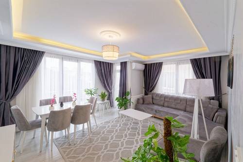 Stunning Gorgeous 2 BR Apartment near Golden Horn!