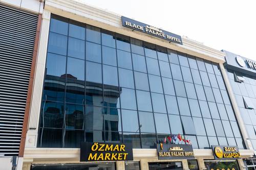 Black Palace Hotel