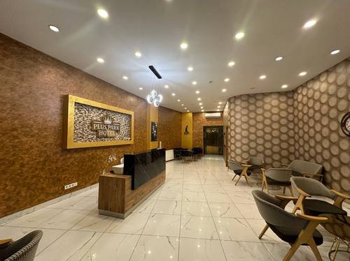 Plus Park Suite & Hotel