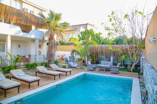 Alaçatı Londia Hotel