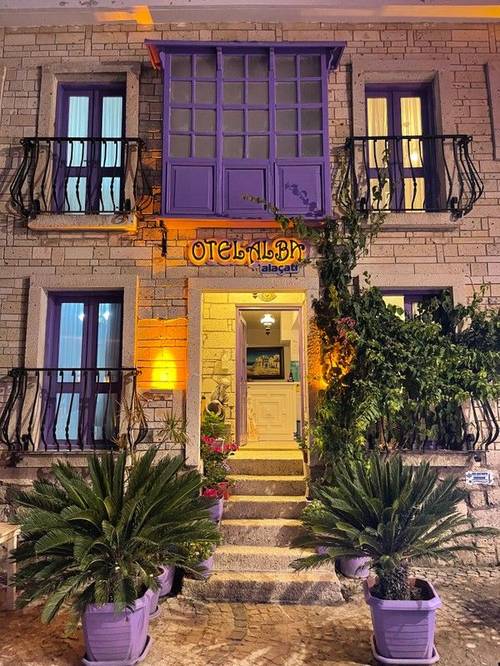 Alba Otel Alaçatı