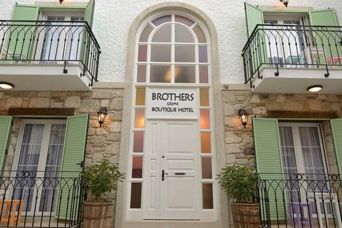 Brothers Cesme Boutique Hotel