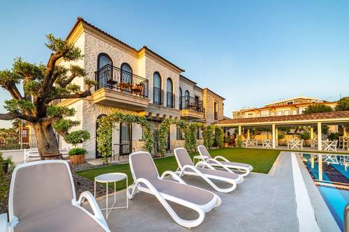 Cemal Alaçatı Butik Hotel