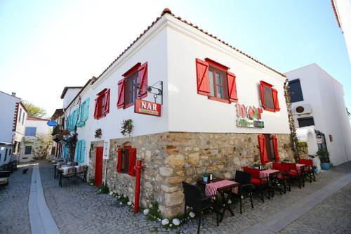Nar Pansiyon Cafe