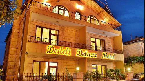 Dedeli Deluxe Hotel