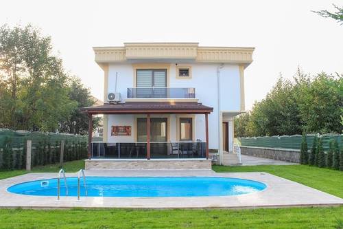 Sapanca Queen Villa