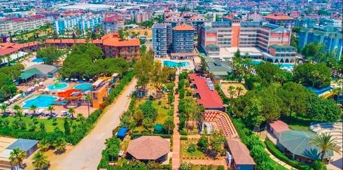 Clover Magic Garden Beach