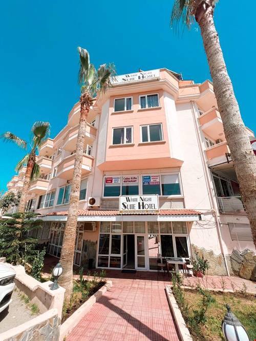 White Night Suite ve Apart Hotel