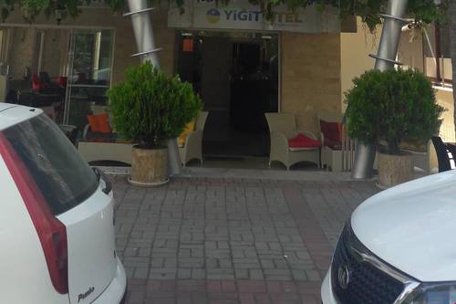 Yiğit Otel