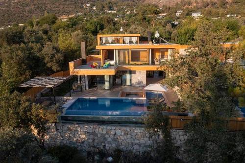 Villa Nazlı Üzümlü 