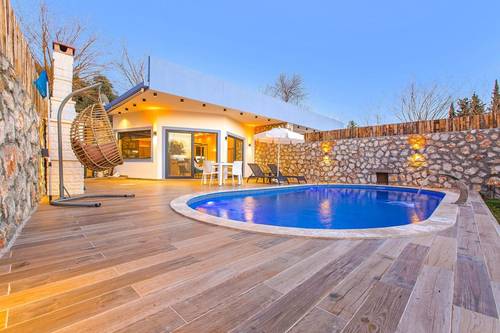 1 Odalı Özel Havuzlu Villa GG108