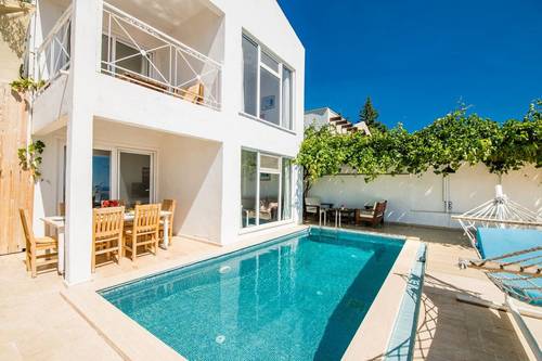 Villa Kaya