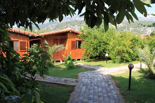 Yıldız Pension Bungalows