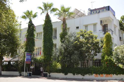 Cemre Hotel