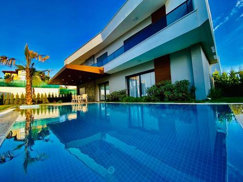 Luxury Villa Pelican 4 Özel Havuzlu