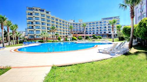 Lambiance Royal Palace Hotel