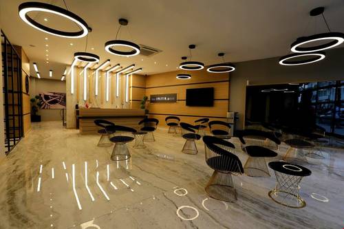 Burhaniye Marina Boutique