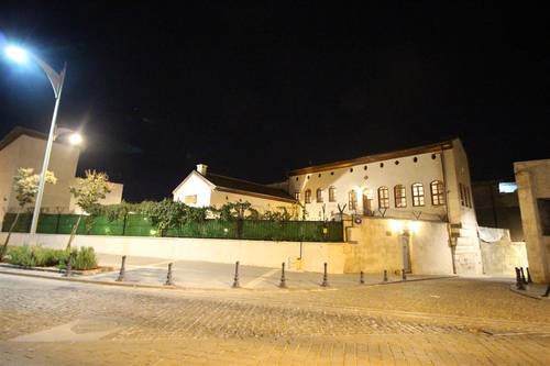 Aynur Hanım Konağı