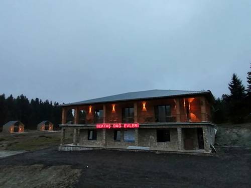 Bektaş Dağ Evleri