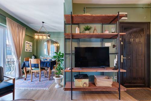 Cozy Central Apt 1BR w Balcony near Galataport