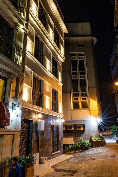 Galatagreenapple Hotel