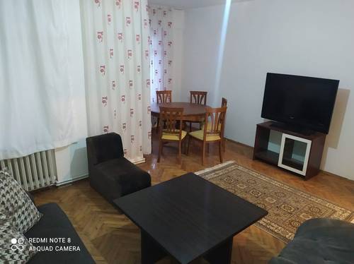 Üsküdar Square Near Metro House