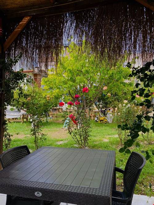 Mandarin Beach Otel ve Restaurant