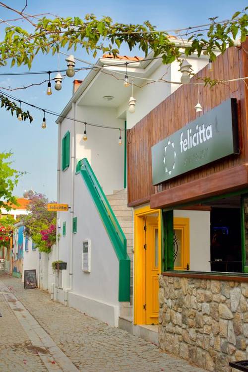 Felicitta Stay & Joy