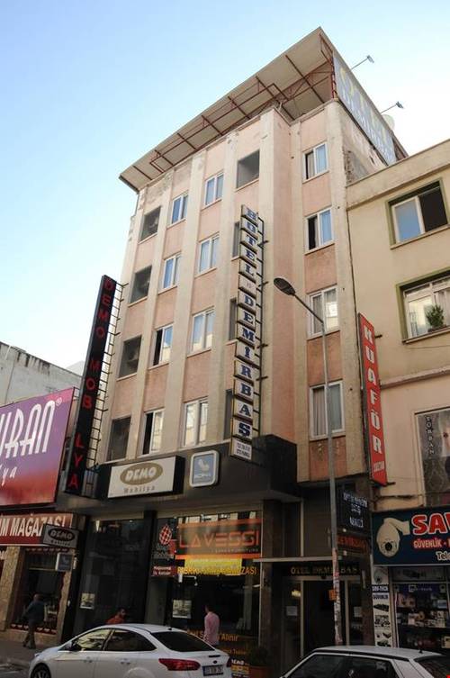 Demirbaş Otel