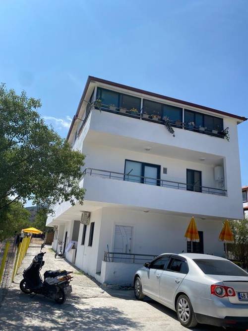 Parmaksizoglu Apart Palamutbuku