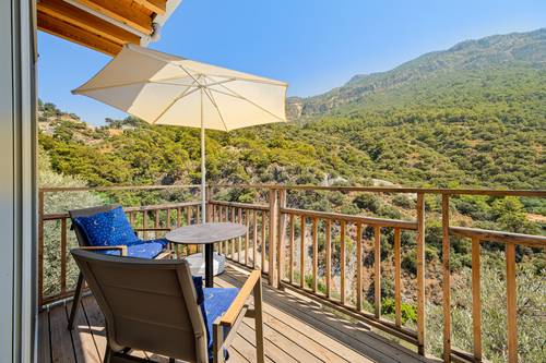 Le Maison Turquoise Exclusive