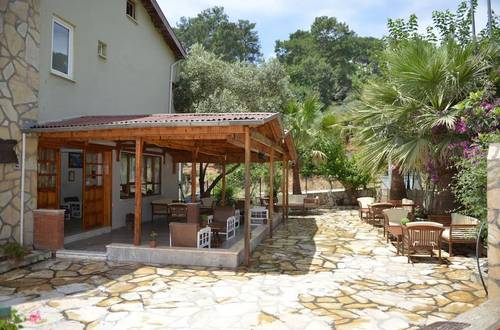 Double Comfort Otel Sarıgerme