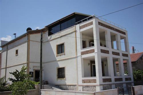 El Nazar Stone Suites