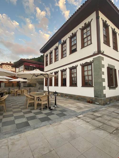 Ömer Çakıroğlu Konağı