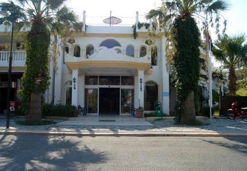 Club Bozok Apartments