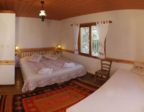 Guenebakan Hotel Taliani