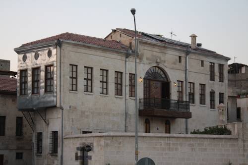 Hıdıroğlu Konak
