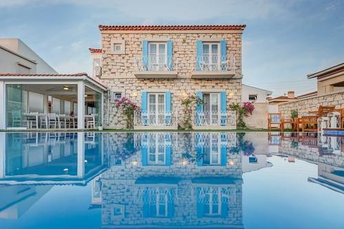 Peri Hotel