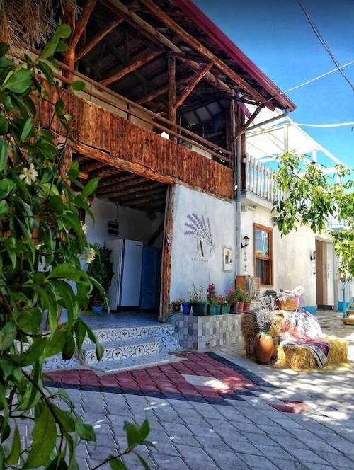 Aliya Garden Köy Evi ve Lezzetleri