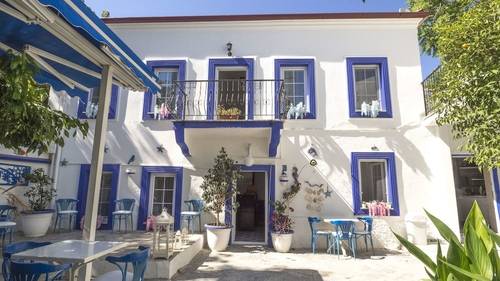 Zumrut Butik Otel