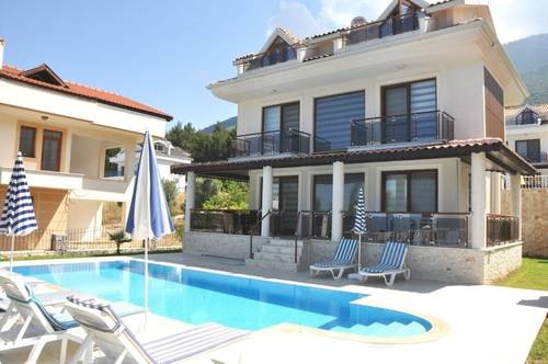 Panaroma Villa By Angel Rentals