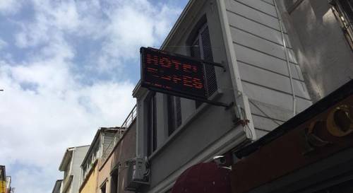 Bufes Hotel