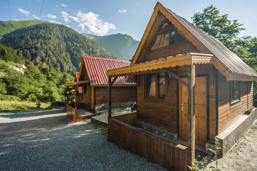 Ayder Şelale Dağ Evi
