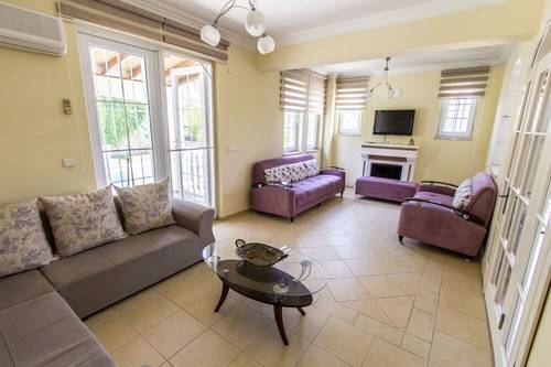 Villa Cagdas by Tatilpremium